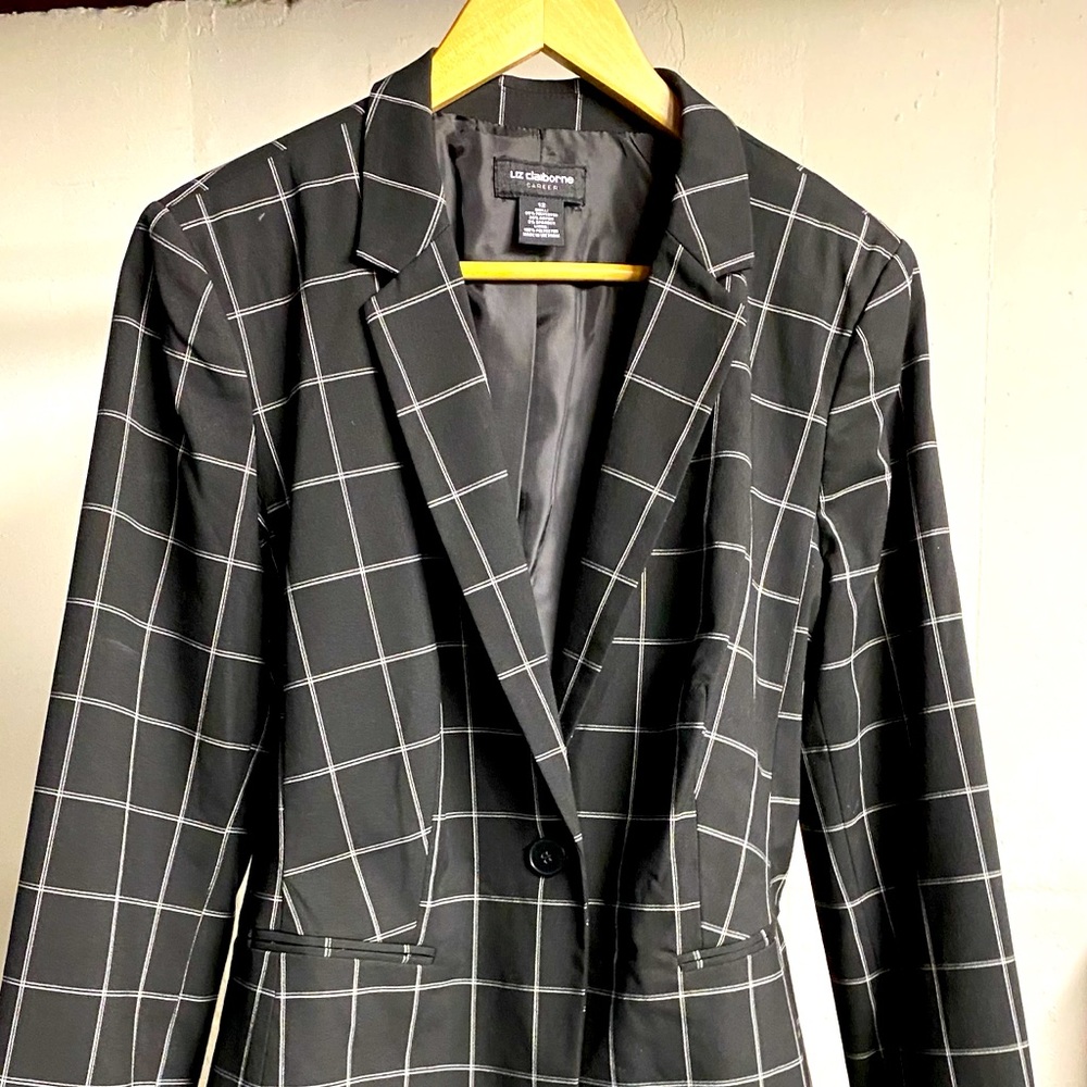 Jones New York window pane check short jacket